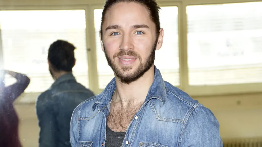 Gil Ofarim Schulabschluss: Bildung, Jugend der Weg zum Erfolg Gil Ofarim Schulabschluss: Bildung, Jugend der Weg zum Erfolg